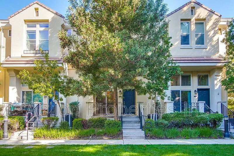 169 Bel Air Ct photo 1