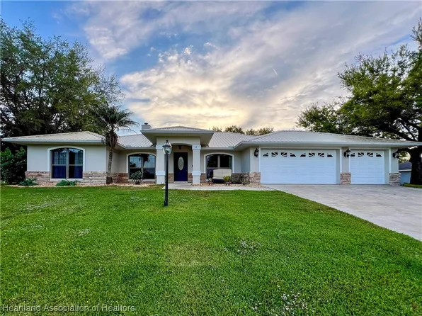 14 Meadowlake Cir S, Lake Placid, FL 33852