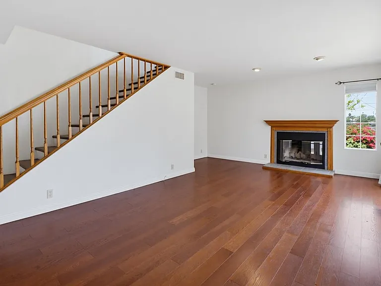 7134 Hybeth Dr — Photo 15