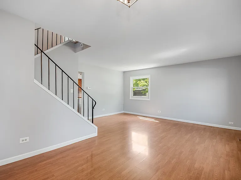 1662 Kautz Rd — Photo 4