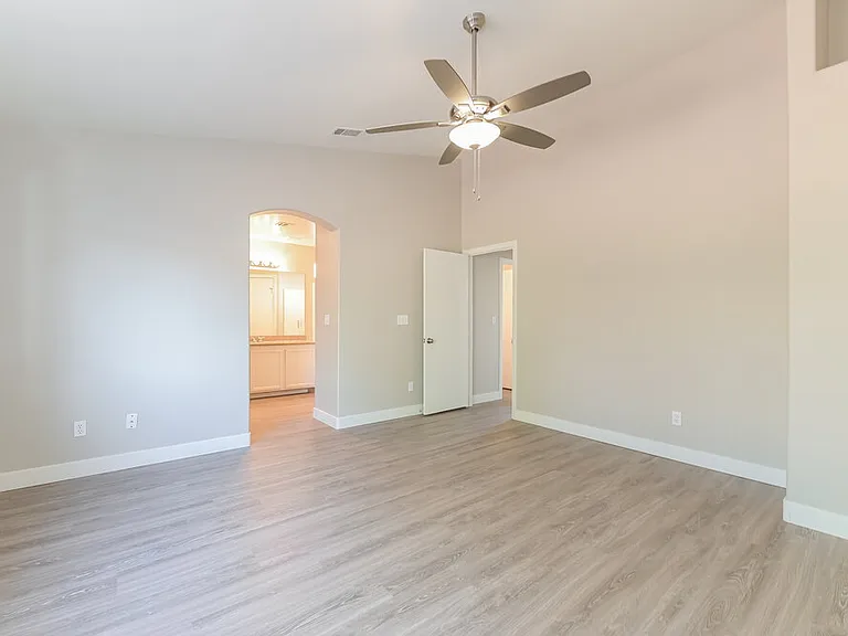 118 Sugarbush Ln — Photo 10