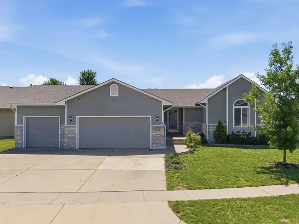 2134 S Golden Hills St, Wichita, KS 67209