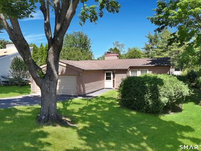 14 East Lake Drive, Middletown, CT, 06457
