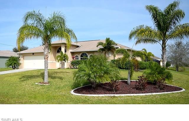 1st image of 915 NW 12th Ter