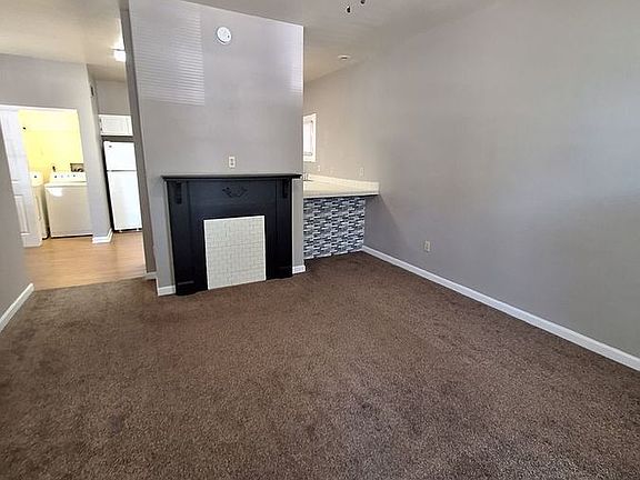 2nd image of 207 E Southern Ave #1