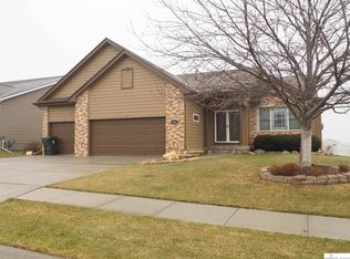 17014 Colleen Ln, Gretna, NE 68028