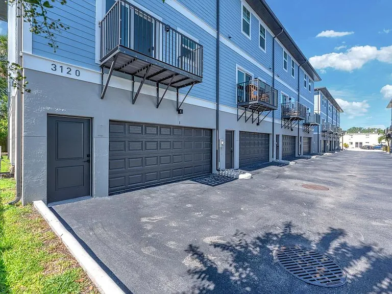 3120 W Azeele St #1 — Photo 27
