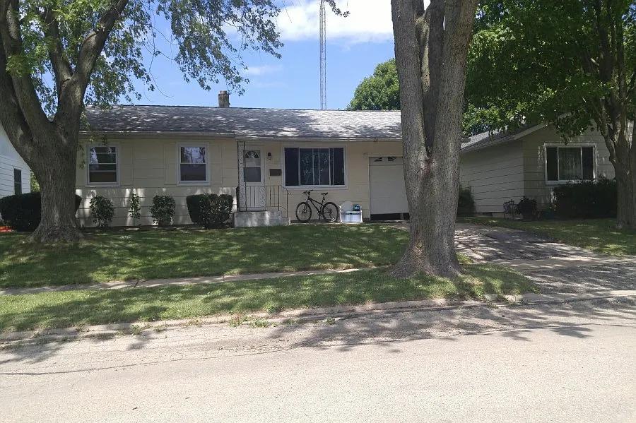 527 Ball Ave photo 1