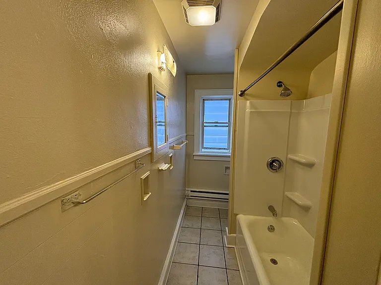 635 N James St #3 — Photo 14