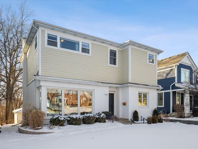 566 S Cedar Ave, Elmhurst, IL, 60126