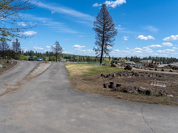 2nd image of 11303 S Lake Forest Ln