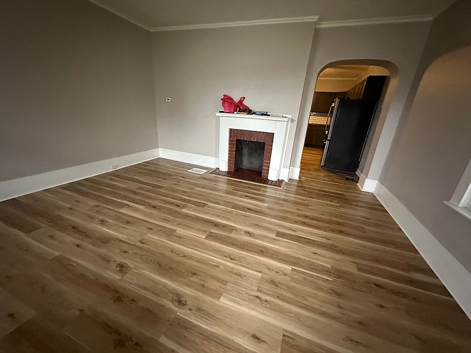 1st image of 1702 Center St #A