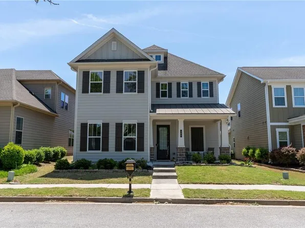 165 Mansfield Dr, Fayetteville, GA 30214