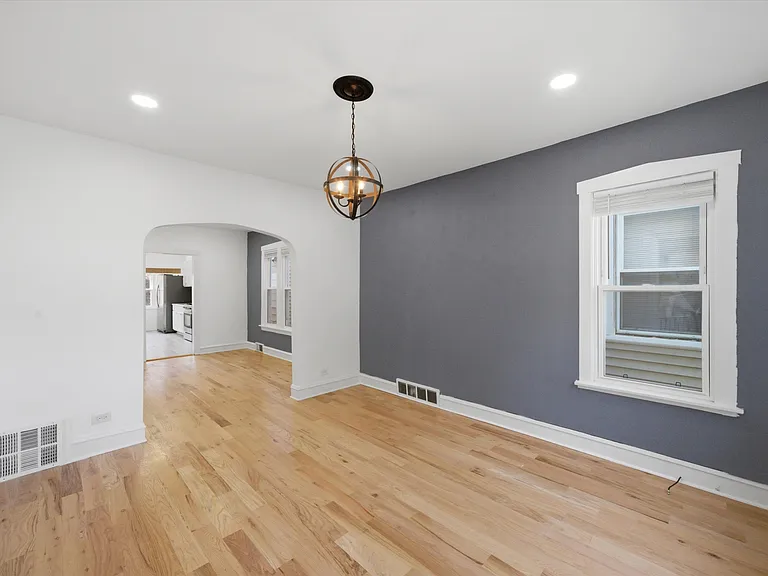 5725 W Giddings St #1 — Photo 3