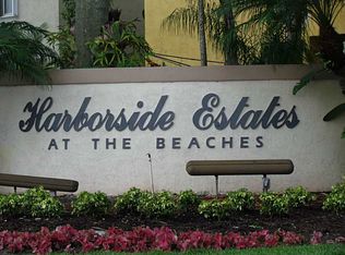 16367 SW 15th St, Pembroke Pines, FL 33027