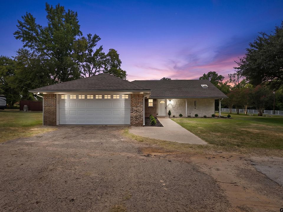 1st image of 912 Lilly Ln