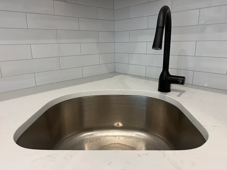 160 Main St #1 — Photo 5