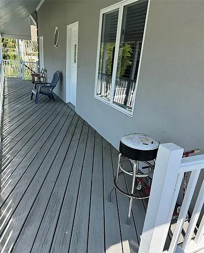 7 Meadow St Photo 1