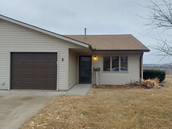216 Redmon St Unit 5, Villisca, IA 50864