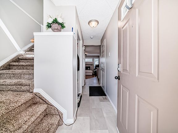 3rd image of 70 Chestermere Way