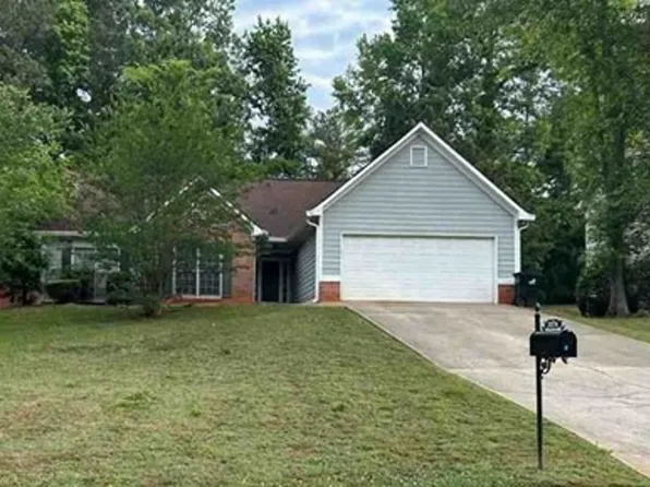 3374 Mosswood Ln, Rex, GA 30273