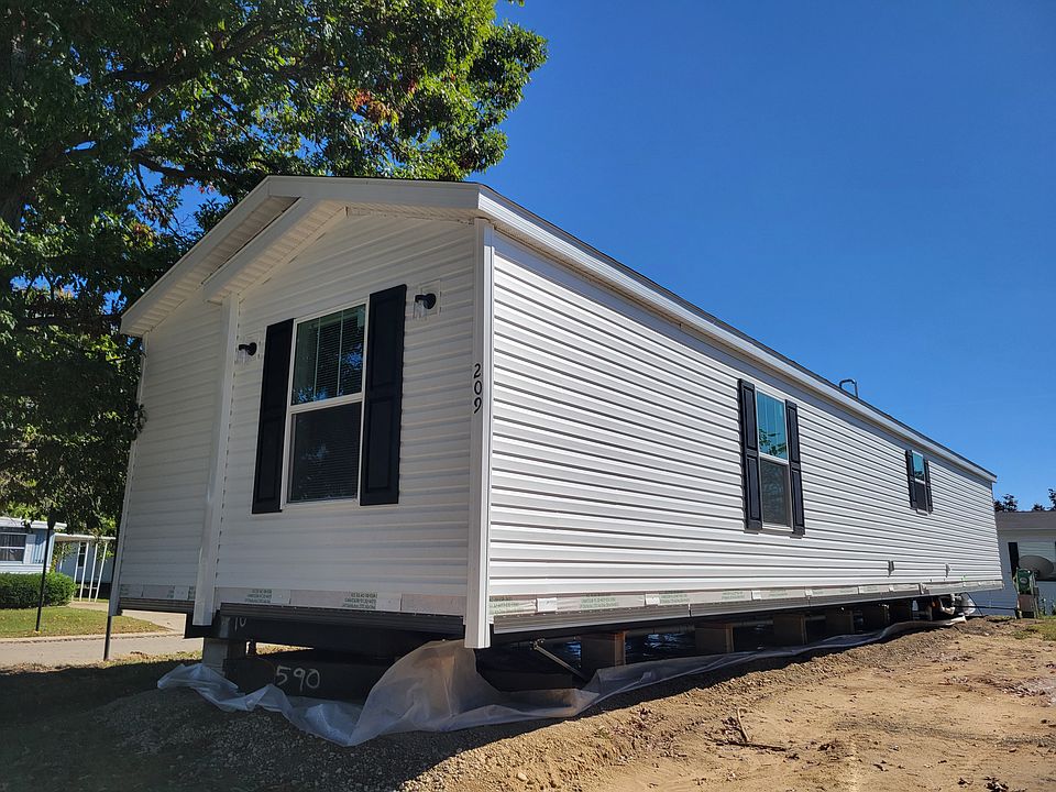1st image of 209 Highland Dr #739