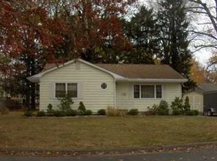 33 Audubon Ave, Edison, NJ 08817