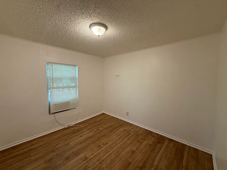 4914 Donnelly Ave #4914 — Photo 6