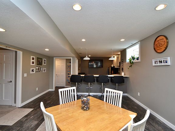 4th image of 2507 Cobblestone Ln