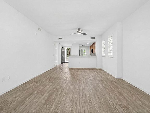 2nd image of 520 Lunalilo Home Rd #7115-1