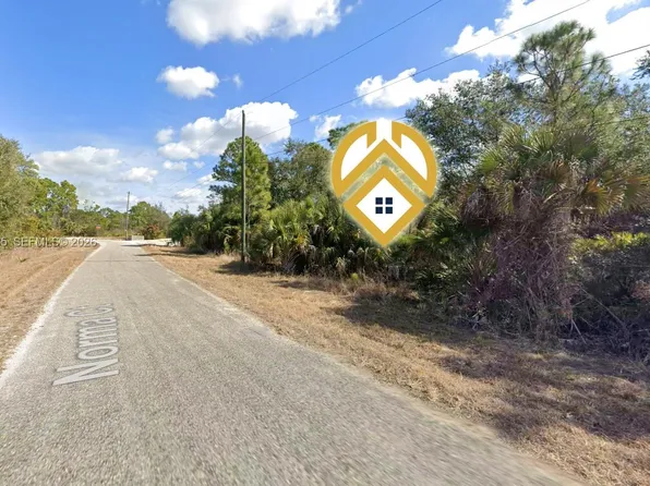 1872 Norma Ct, Lehigh Acres, FL 33972