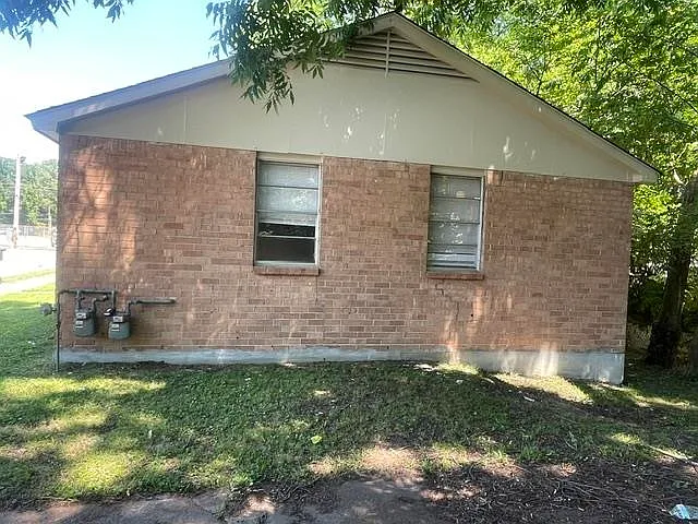 2 bed, 1.0 bath, 672 sqft, $875 — Photo 4