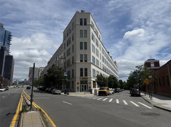 2728 Thomson Avenue #434, Long Island City, NY 11101