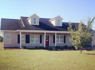 5610 Woodstone Dr, Blackshear, GA 31516