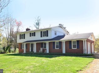 14992 Mountain Rd, Purcellville, VA 20132