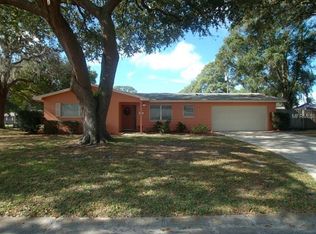 738 Pinewood Dr, Dunedin, FL 34698