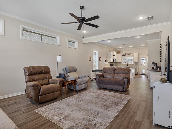 4th image of 2728 Royal Village Way