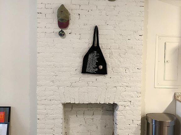 Beautiful brick fireplace (non-functioning)