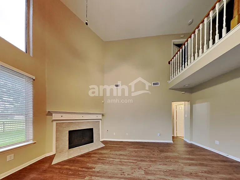 1627 Buckingham Dr — Photo 9