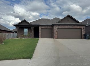 14083 S Lansing Ave, Glenpool, OK 74033