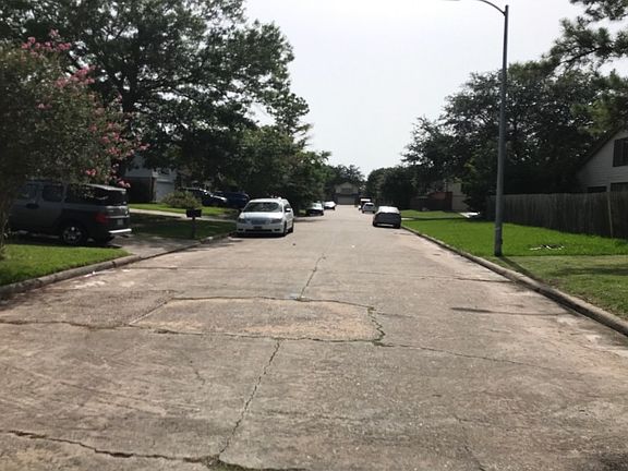 4th image of 12907 Leaf Glen Ln