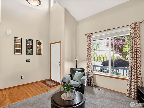 5th image of 3228 Cardinal Drive NW