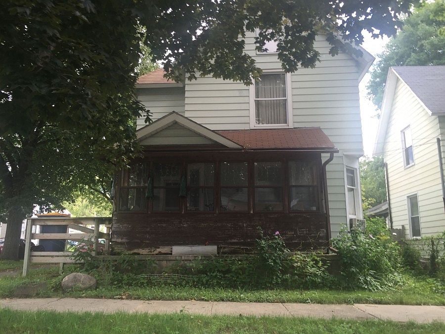 1st image of 258 National Ave NW