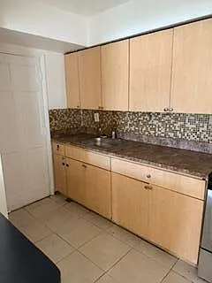 2285 NE 172nd St #15 — Photo 5