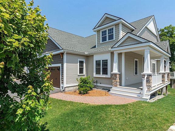 2nd image of 51 Fox Hill Ln #51