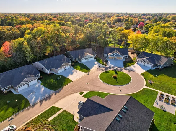 4215 Woodburn Ct #17, Saginaw, MI 48603