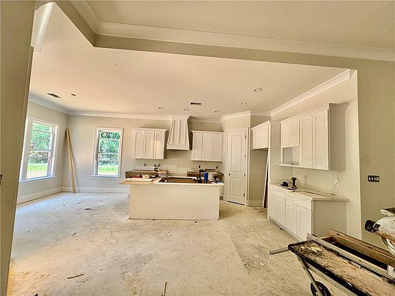 5th image of 27617 Ford Dr