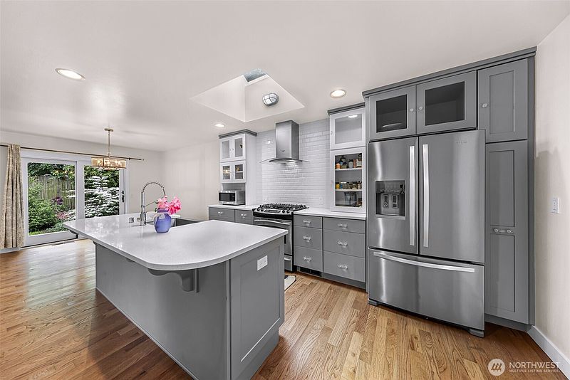 5th image of 8120 Kitamat Way