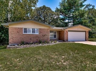 10 Mintert Manor Dr, Saint Louis, MO 63135
