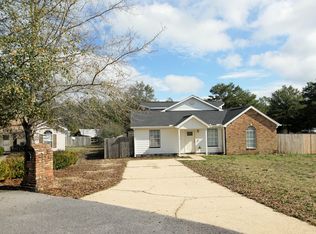 110 Oakridge Way, Defuniak Springs, FL 32433